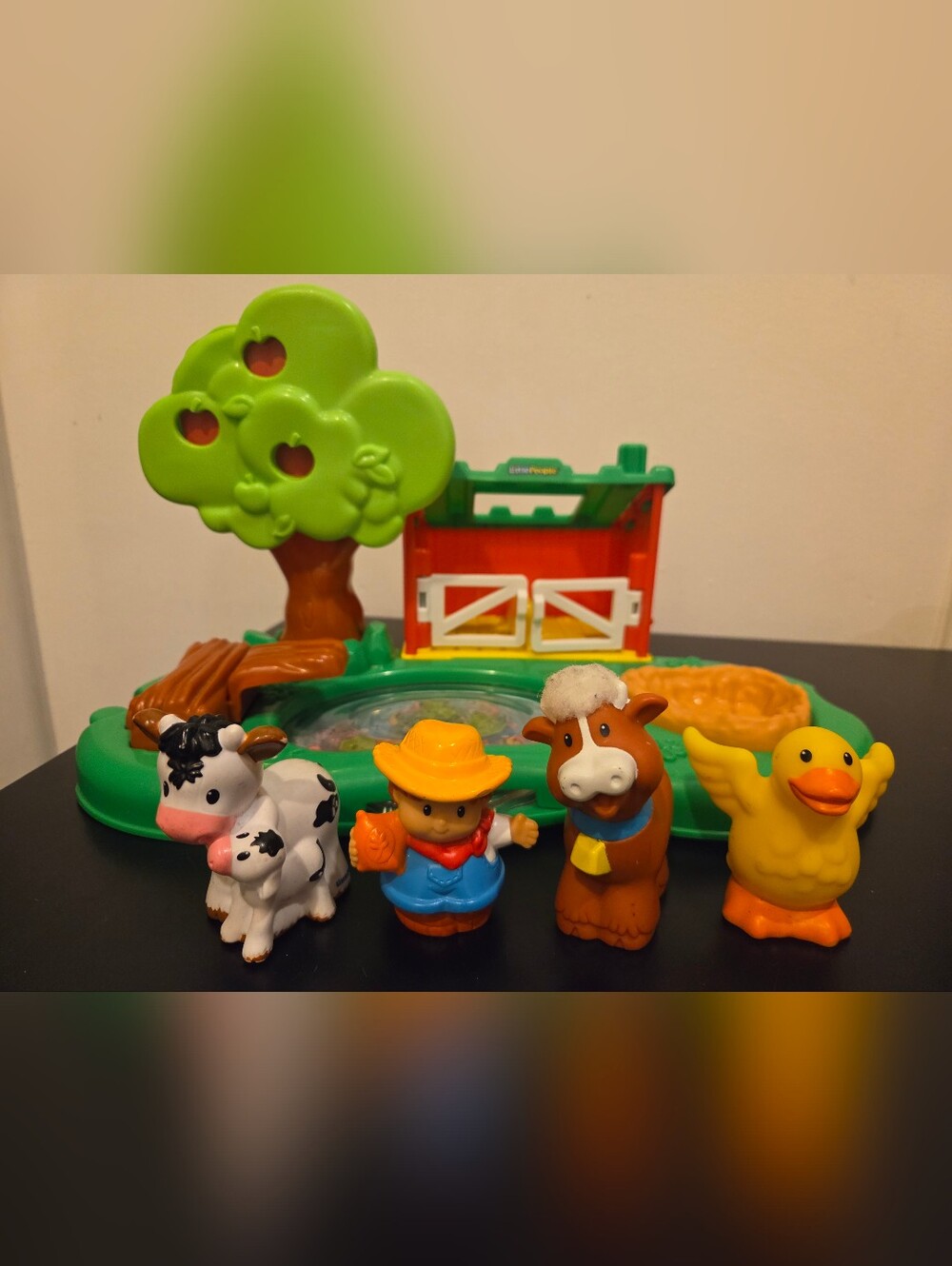 Little People Pond And Pig Pen Farmer & Animals
